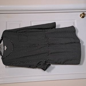 Cute summer romper by Ann Taylor Loft size 10 black with white print